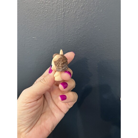 LOL Surprise LILS Makeover Series #INSTABUNNY "Lil Pet" Series 5 Bunny - Picture 2 of 6